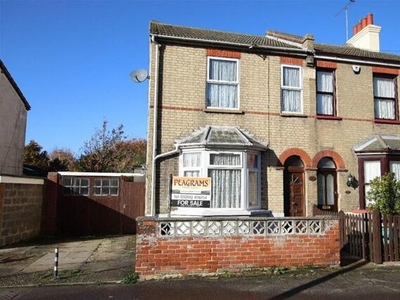 3 Bedroom Semi-detached House For Sale In Little Clacton, Clacton On Sea