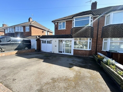 3 bedroom semi-detached house for sale in Rowlands Crescent, Solihull, B91