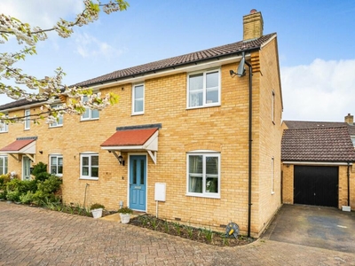 3 bedroom semi-detached house for sale in Saltcote Way, Bedford, MK41