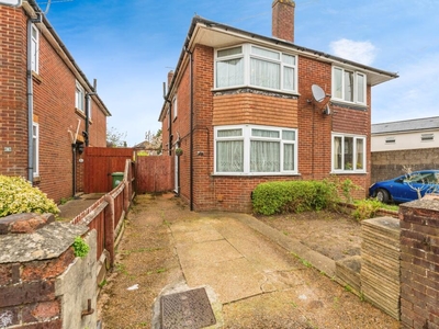 3 bedroom semi-detached house for sale in Sir Georges Road, Southampton, Hampshire, SO15