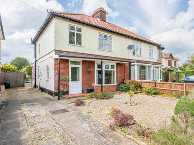3 bedroom semi-detached house for sale in St. Clements Hill, Norwich, NR3