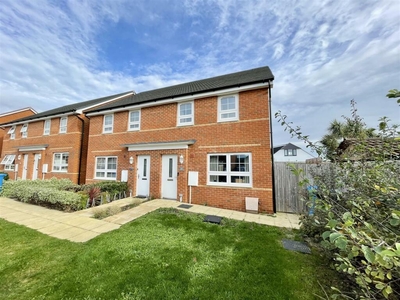 3 bedroom semi-detached house for sale in Tabitha Close, Hamworthy, BH15