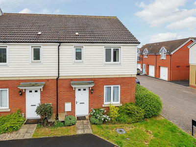 3 bedroom semi-detached house for sale in Vernon Crescent, New Court,Exeter, EX2 7GB, EX2