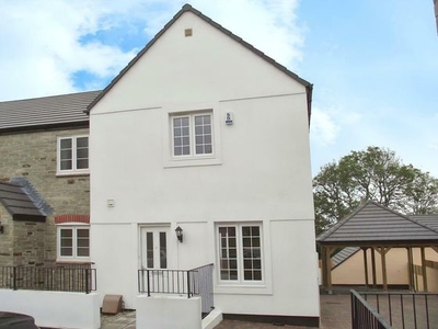 3 bedroom semi-detached house to rent Truro, TR1 3FH