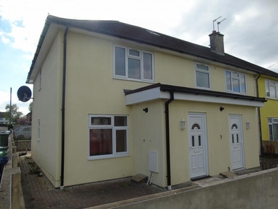 3 bedroom terraced house for rent in John Buchan Road **Available in August 2024** OX3 9QN, OX3