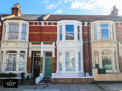 3 bedroom terraced house for rent in Liss Road, Southsea, PO4