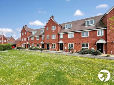 3 Bedroom Terraced House For Rent In Maidstone, Kent