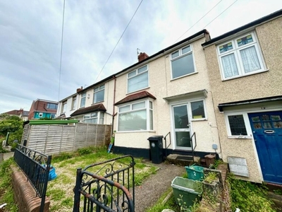 3 bedroom terraced house for rent in Stepney Road, Whitehall, Bristol, BS5
