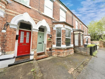 3 bedroom terraced house for sale in Ella Street, Hull, HU5