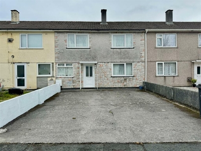 3 bedroom terraced house for sale in Manadon, Plymouth, PL5