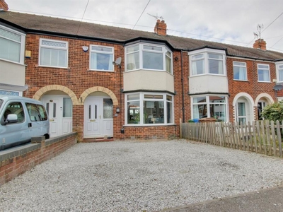 3 bedroom terraced house for sale in Strathcona Avenue, Hull, HU5