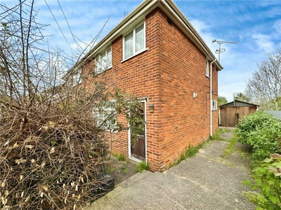 3 bedroom terraced house for sale in Thirlmere Avenue, Tilehurst, Reading, RG30