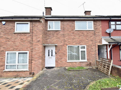 3 Bedroom Terraced House For Sale In Thurnby Lodge, Leicester