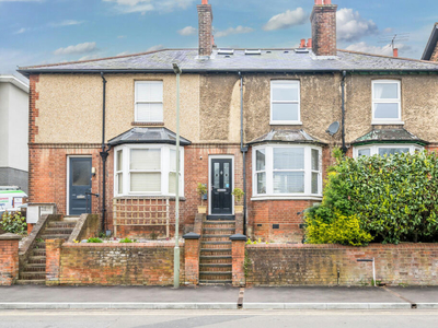 3 bedroom terraced house for sale in Walnut Tree Close, Guildford, GU1