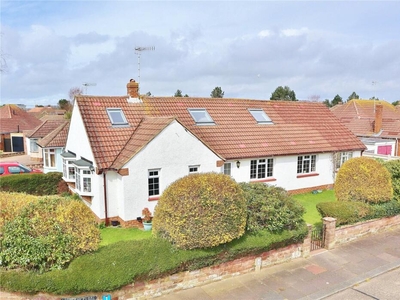 4 bedroom bungalow for sale in Rothesay Close, Worthing, West Sussex, BN13