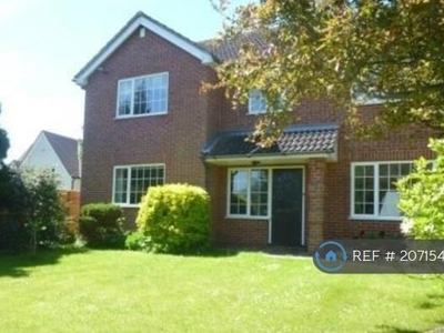 4 Bedroom Detached House For Rent In Reading