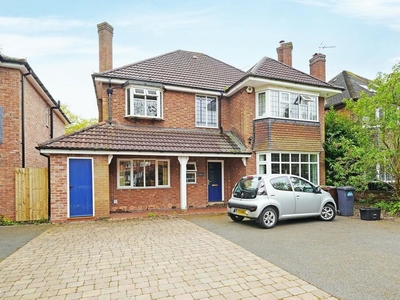 4 bedroom detached house for rent in Widney Lane, Solihull, B91