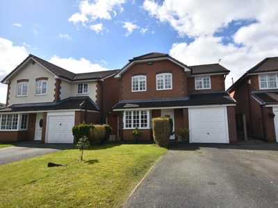 4 bedroom detached house for sale in Dovecote Green, Westbrook, Warrington, WA5