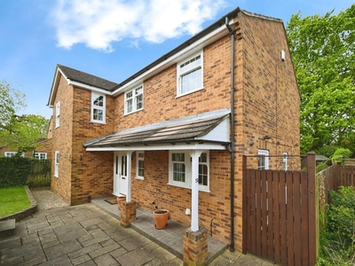 4 bedroom detached house for sale in Durand Road, Earley, Reading, RG6