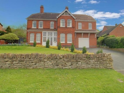 4 Bedroom Detached House For Sale In Gloucester
