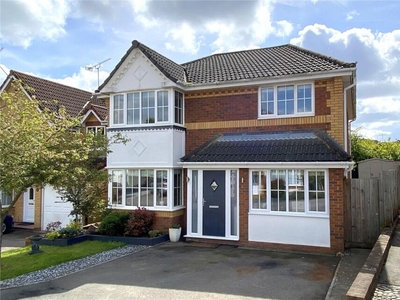 4 bedroom detached house for sale in Haughley Drive, Rushmere St. Andrew, Ipswich, Suffolk, IP4