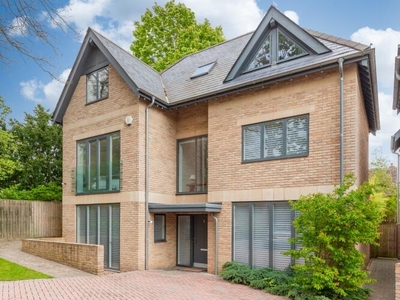 4 bedroom detached house for sale in Henley Court Oxford OX2