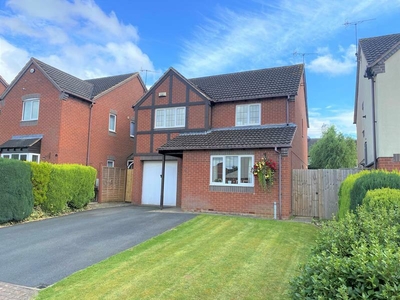 4 bedroom detached house for sale in Lismore Green, St Peters, Worcester, Worcestershire, WR5