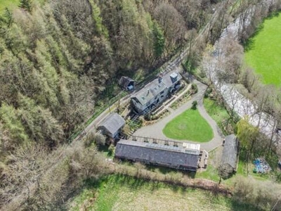 4 Bedroom Detached House For Sale In Llanfair Waterdine