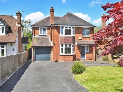 4 bedroom detached house for sale in Roseacre Lane, Maidstone, ME14