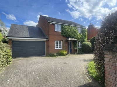 4 Bedroom Detached House For Sale In Sonning Common