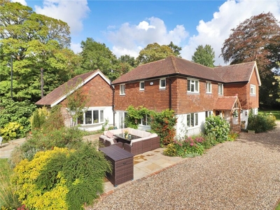 4 bedroom detached house for sale in The Carriage Way, Brasted, Westerham, Kent, TN16