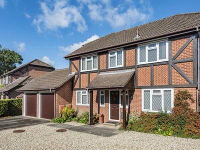 4 bedroom detached house for sale in Tudor Wood Close, Bassett, Southampton, Hampshire, SO16