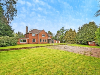 4 bedroom detached house for sale in Woolsington Park South, Woolsington, Newcastle upon Tyne, Tyne and Wear, NE13