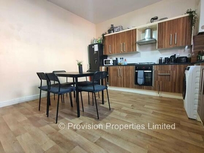 4 Bedroom End Of Terrace House For Rent In Hyde Park, Leeds
