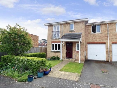 4 Bedroom End Of Terrace House For Sale In Luton, Bedfordshire