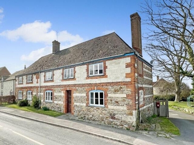 4 Bedroom Farm House For Sale In Swindon