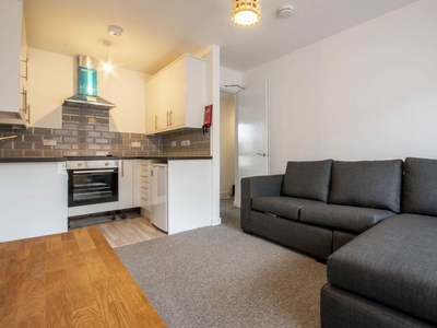 4 bedroom flat for rent in 2065L – Sienna Gardens, Edinburgh, EH9 1PG, EH9