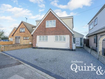4 Bedroom House Canvey Island Essex