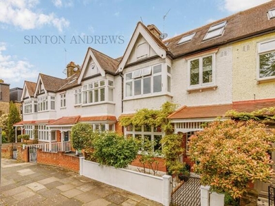 4 Bedroom House For Sale In Ealing