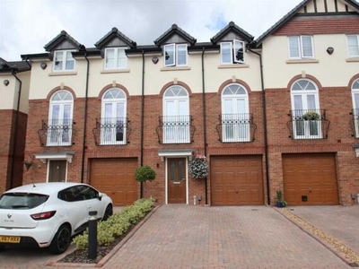 4 Bedroom House Handforth Greater Manchester