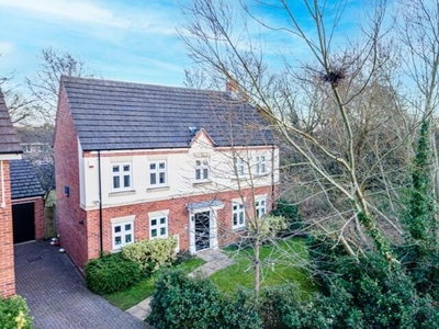 4 Bedroom House Worcestershire Worcestershire