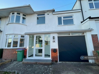 4 bedroom semi-detached house for rent in Dolphins Road, Folkestone, CT19