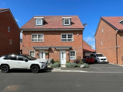 4 Bedroom Semi-detached House For Rent In Leicester