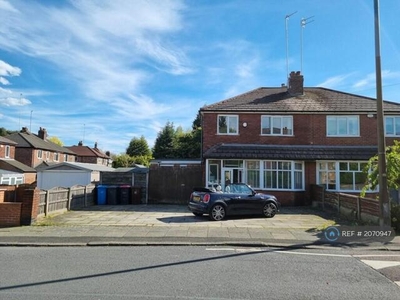 4 Bedroom Semi-detached House For Rent In Manchester