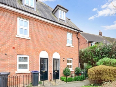 4 bedroom semi-detached house for rent in Pewter Court Canterbury CT1