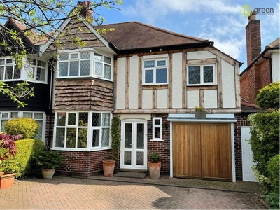 4 bedroom semi-detached house for sale in Maxstoke Road, Boldmere, B73