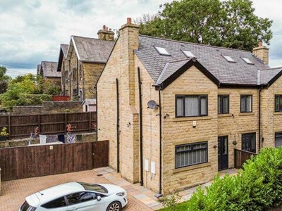 4 Bedroom Semi-detached House For Sale In Queensbury, Bradford
