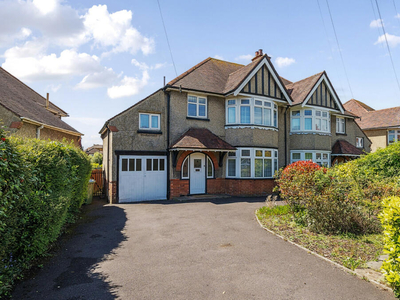 4 bedroom semi-detached house for sale in Raymond Road, Shirley, Southampton, Hampshire, SO15