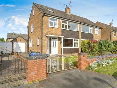 4 bedroom semi-detached house for sale in St. Wilfrids Road, Doncaster, South Yorkshire, DN4