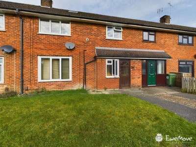 4 bedroom terraced house for rent in Fromond Road, Winchester, Hampshire, SO22